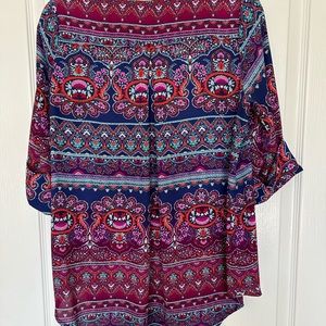 Renee C size Medium V neck tunic purple and blue